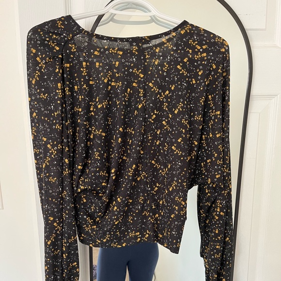 Dynamite blouse - Picture 2 of 3